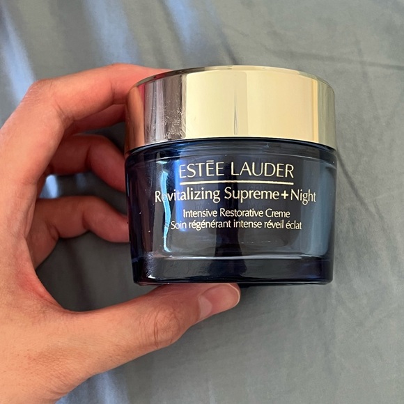 Estée Lauder Revitalizing Supreme+ Night Intense Restorative Crème - Picture 2 of 9